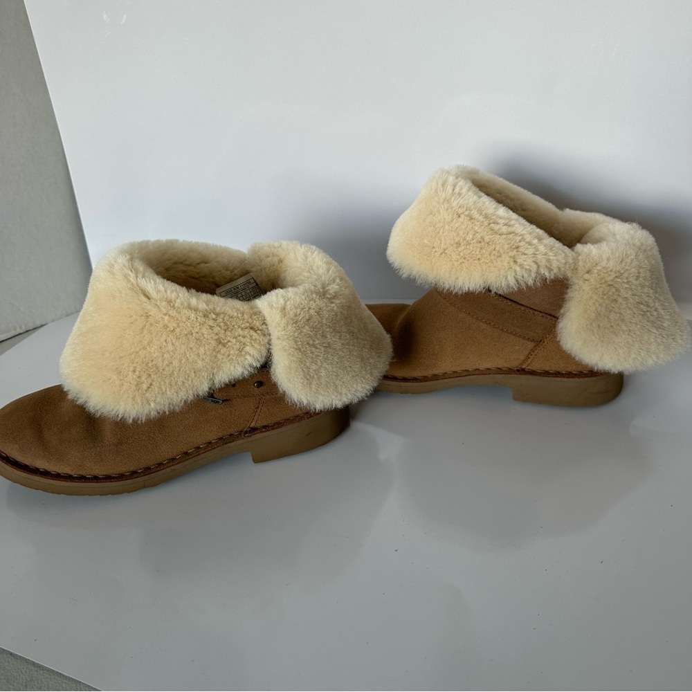 Ugg ankle woman’s boots - Picture 7 of 9